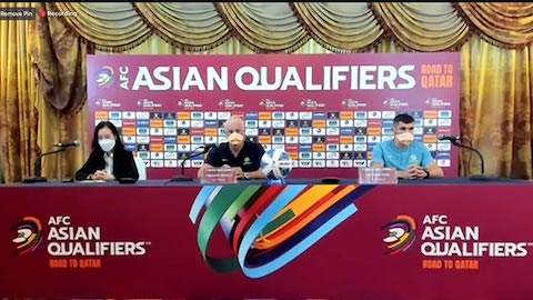 HLV Graham Arnold: 'Tôi tin Australia sẽ có 3 điểm trước Việt Nam'