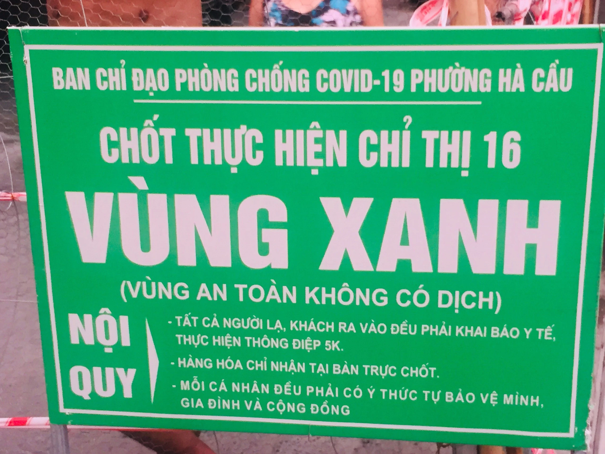 Các vùng xanh cũng được dựng lên nhằm bảo vệ những vùng không có dịch.