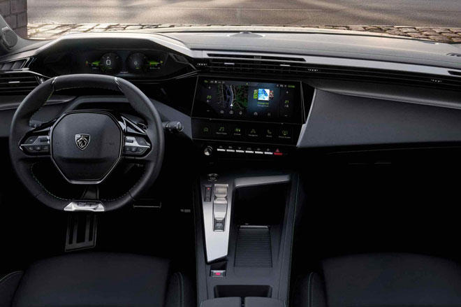 Nội thất xe ô tô thay đổi chóng mặt sau 40 năm