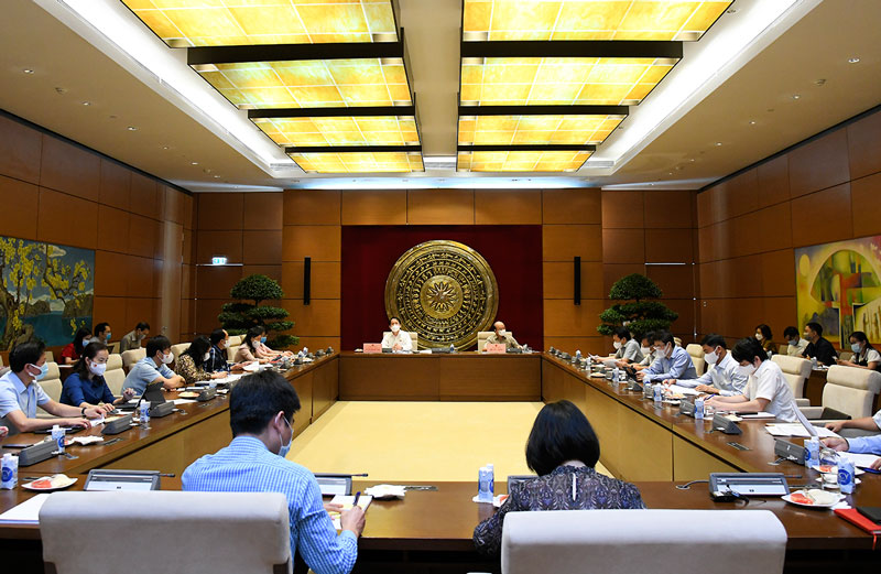 Thực hiện nghiêm kỷ cương trong xây dựng pháp luật, hạn chế nợ văn bản hướng dẫn