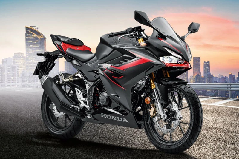 Honda CBR150R 2021.