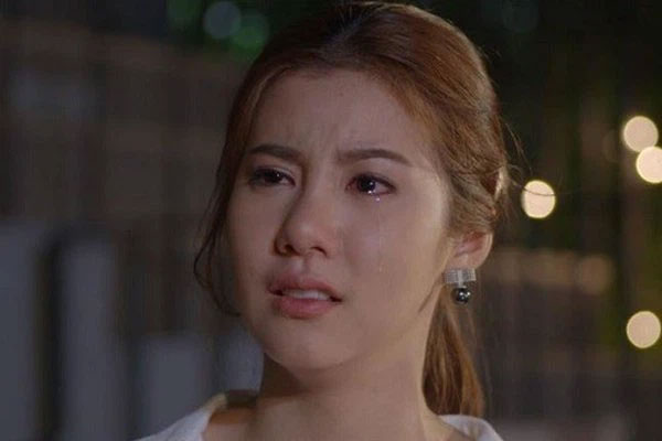 Cho chị dâu mượn 1 tỷ nhưng không đòi được, để rồi tôi đã ngất ngay khi mẹ chồng tiết lộ bí mật về chị ấy