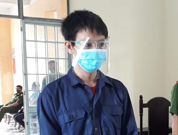 Vĩnh Long: Nhậu say đánh cán bộ trực chốt bị phạt 9 tháng tù giam