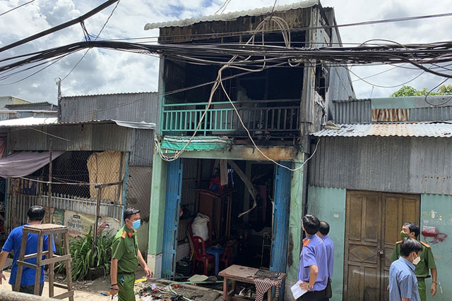 Truy tìm nghi phạm phóng hỏa đốt nhà người tình do ghen tuông
