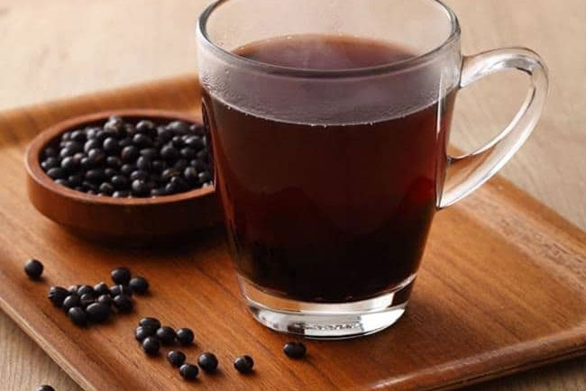 6 sai lầm dễ mắc phải khi dùng nước đậu đen