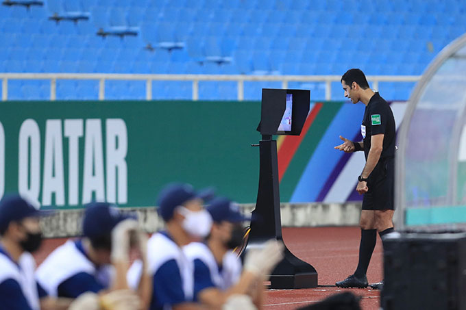 VAR có công bằng với ĐT Việt Nam?