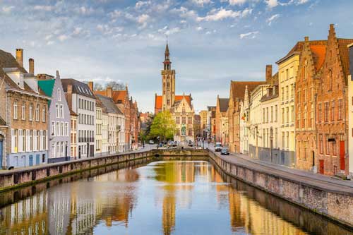 Một ngày khám phá thành phố đẹp nhất nước Bỉ