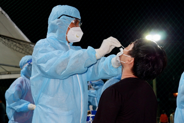 Bộ Y tế: TP Hồ Chí Minh, Hà Nội và 21 tỉnh, thành phía Nam thần tốc xét nghiệm phòng chống COVID-19