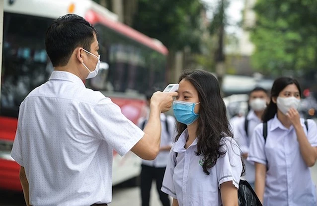 Để đảm bảo việc mở cửa trường học trở lại, Sở GD&ĐT yêu cầu các trường học phải đảm bảo các biện pháp an toàn trước khi mở cửa trở lại đón học sinh