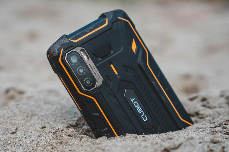 Smartphone ‘nồi đồng cối đá’, pin 8.000 mAh, giá rẻ bất ngờ