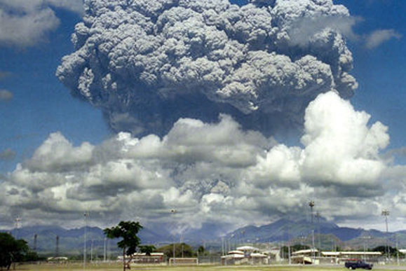 Nh&#x1EEF;ng v&#x1EE5; phun tr&#xE0;o n&#xFA;i l&#x1EED;a l&#x1EDB;n trong t&#x1B0;&#x1A1;ng lai c&#xF3; th&#x1EC3; l&#xE0;m m&#xE1;t Tr&#xE1;i &#x111;&#x1EA5;t m&#x1EA1;nh h&#x1A1;n