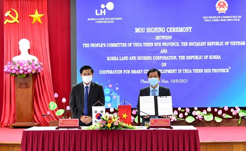Thừa Thiên Huế bắt tay Tập đoàn Đất đai và Nhà ở Hàn Quốc phát triển đô thị thông minh 