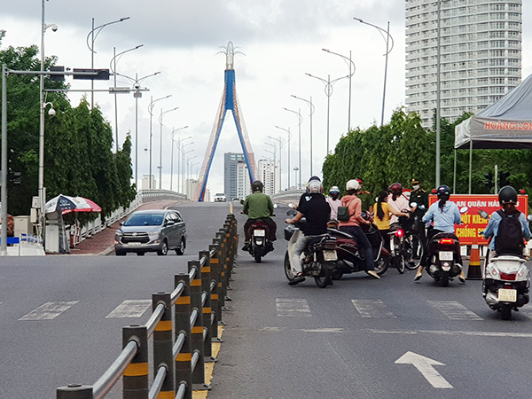Đà Nẵng: Mở lại lưu thông bình thường hai chiều qua cầu Sông Hàn và cầu Thuận Phước