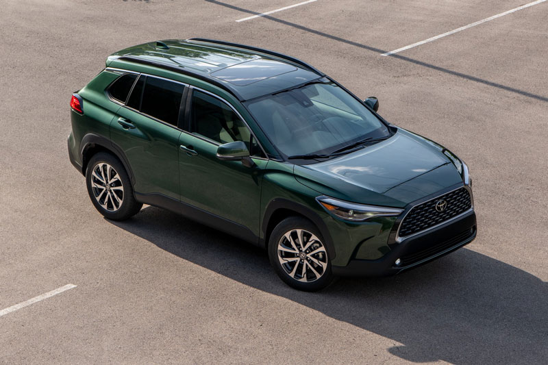 Toyota Corolla Cross 2022 chốt giá hơn 500 triệu đồng, cạnh tranh với Hyundai Kona