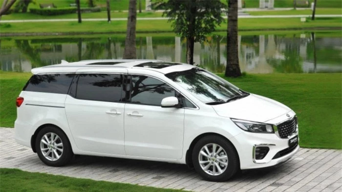 Giá xe Kia Sedona tháng 9/2021: Lăn bánh từ 1,113 tỷ đồng 1