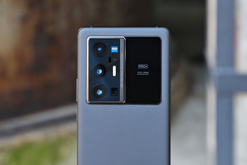 Smartphone mạnh bậc nhất thế giới, chống nước, camera ấn tượng, cạnh tranh với Samsung Galaxy S21 Ultra