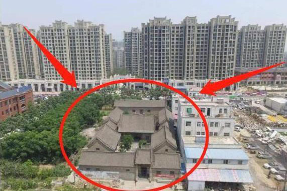 Chủ nhà cứng đầu nhất Trung Quốc, được đền bù 30 nghìn tỷ đồng vẫn không chịu dỡ bỏ - Chuyên gia vào cuộc: Tuyệt đối không được phá!