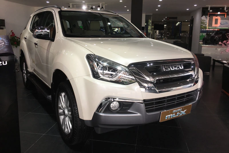 =1. Isuzu mu-X (doanh số: 1 chiếc). Ảnh: Isuzu Hà Đông.