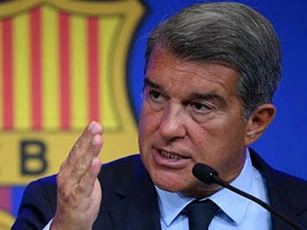 Laporta hài lòng về mùa chuyển nhượng của Barcelona