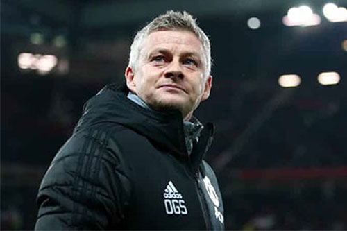 HLV Solskjaer khẳng định, Ronaldo không có quyền tranh đá 11m với Bruno Fernandes