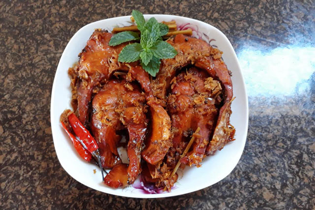 Cách làm cá kho sả riềng thơm ngon trọn vị
