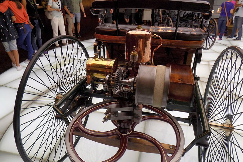 Xe xăng và xe điện, đâu mới là kẻ ‘sinh ra’ trước? Kẻ sinh ra trước chỉ là một trò đùa?