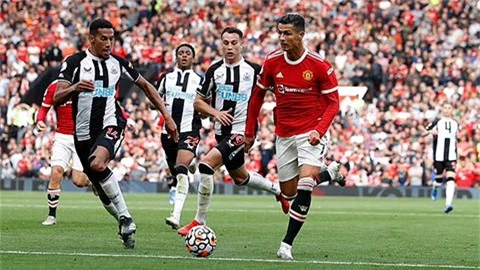 Ronaldo bứt tốc 32,5 km/giờ trước khi ghi bàn cho MU