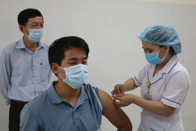 TP Hồ Chí Minh mở chiến dịch tiêm chủng vaccine COVID-19 cao điểm đến hết 15/9.