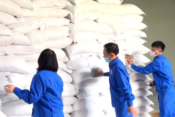 Xuất cấp gạo và hàng dự trữ quốc gia cho 3 tỉnh phòng, chống dịch COVID-19