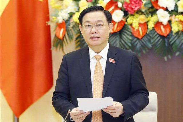 Phiên họp thứ 3 của Ủy ban Thường vụ Quốc hội xem xét miễn giảm thuế cho người dân khó khăn vì COVID-19