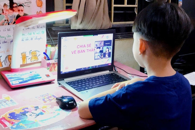 Giảm tải chương trình học trực tuyến, huy động nguồn lực hỗ trợ phương tiện học tập cho học sinh