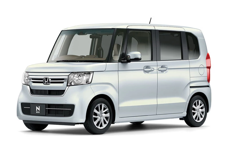 2. Honda N-Box (doanh số: 127.543 chiếc, chiếm 4,7% thị phần).