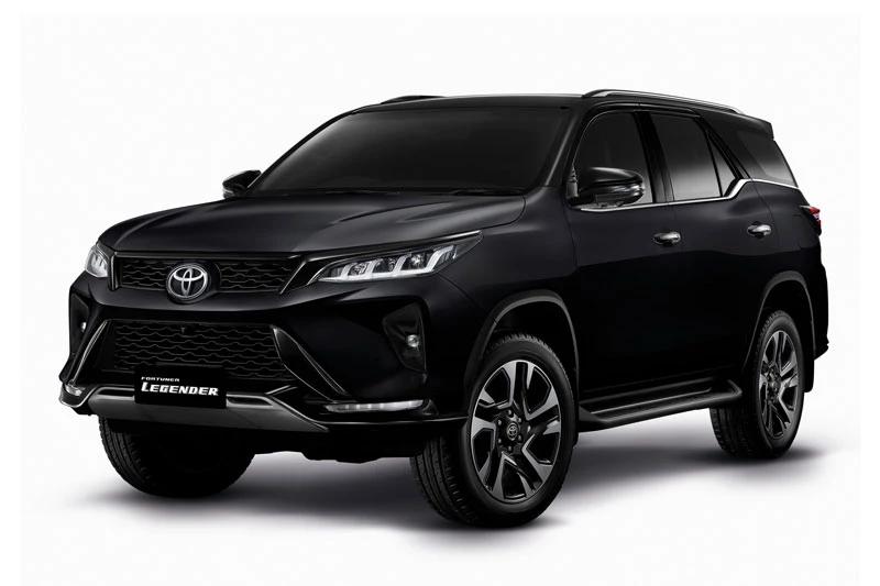 Toyota Fortuner.