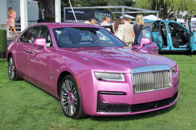 Ngắm những siêu xe Rolls-Royce có màu hồng đặc biệt