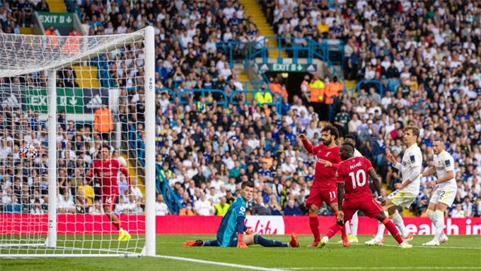 Salah ghi bàn đóng góp vào chiến thắng của Liverpool trước Leeds