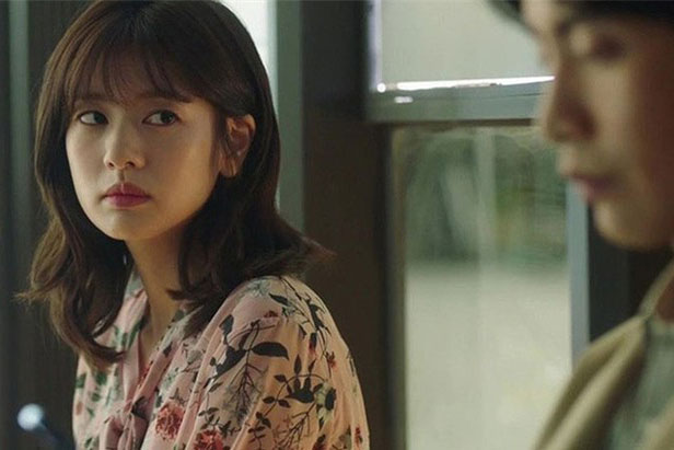 Đang họp gia đình, em dâu bỗng đưa ra một chùm chìa khóa và lời đề nghị khiến cả nhà chao đảo