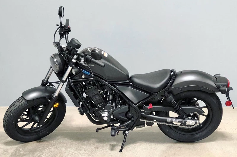 5. Honda Rebel 300 2021.