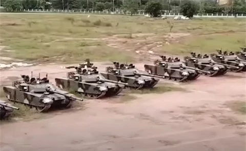 Co hoi nao cho VT-4 Pakistankhi doi dau T-90S An Do?