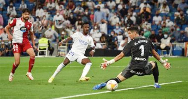 Tình huống ghi bàn của Vinicius trong trận đại thắng Celta 5-2.