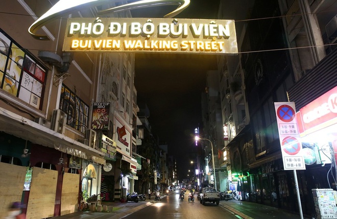 TP Hồ Chí Minh: Cho phép hoạt động, doanh nghiệp dịch vụ ăn uống vẫn “cửa đóng then cài”, kêu khó với quy định 