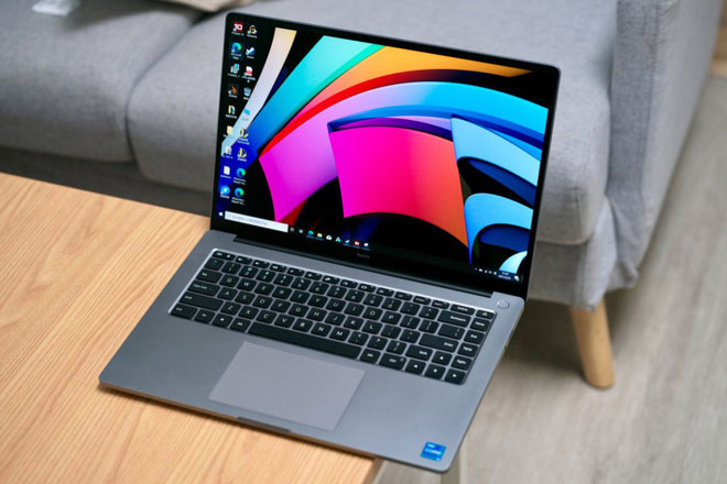 Nhu cầu laptop ở Việt Nam tăng gấp đôi, giao hàng có thể mất 3 tuần