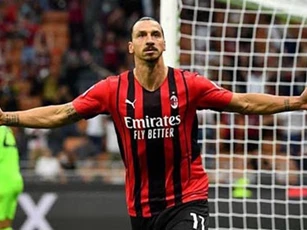 Ibrahimovic vắng mặt trận Liverpool vs Milan