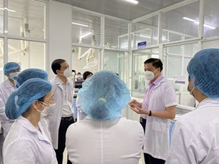 Cần Thơ : Trung tâm Ứng dụng tiến bộ Khoa học và Công nghệ được phép xét nghiệm khẳng định SARS-CoV-2