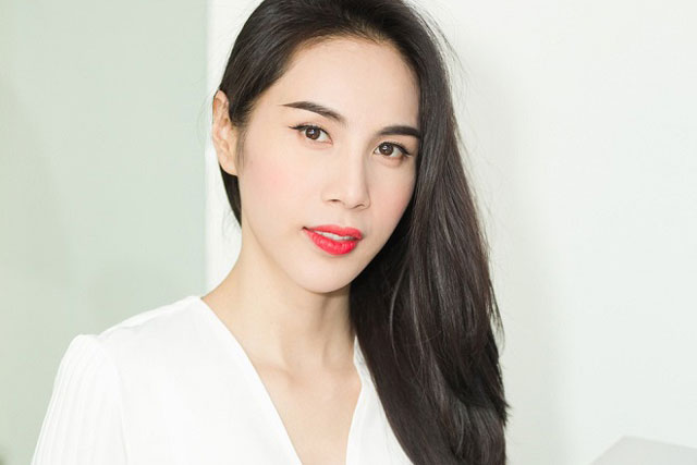 Thuỷ Tiên khẳng định chỉ dùng duy nhất 1 tài khoản để kêu gọi từ thiện, ai có bằng chứng khác cùng ra đối chiếu với ngân hàng