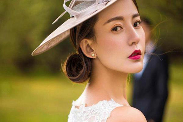 Phụ nữ nếu bị chồng phụ bạc, đừng khóc lóc sầu bi mà hãy yêu bản thân mình hơn nữa