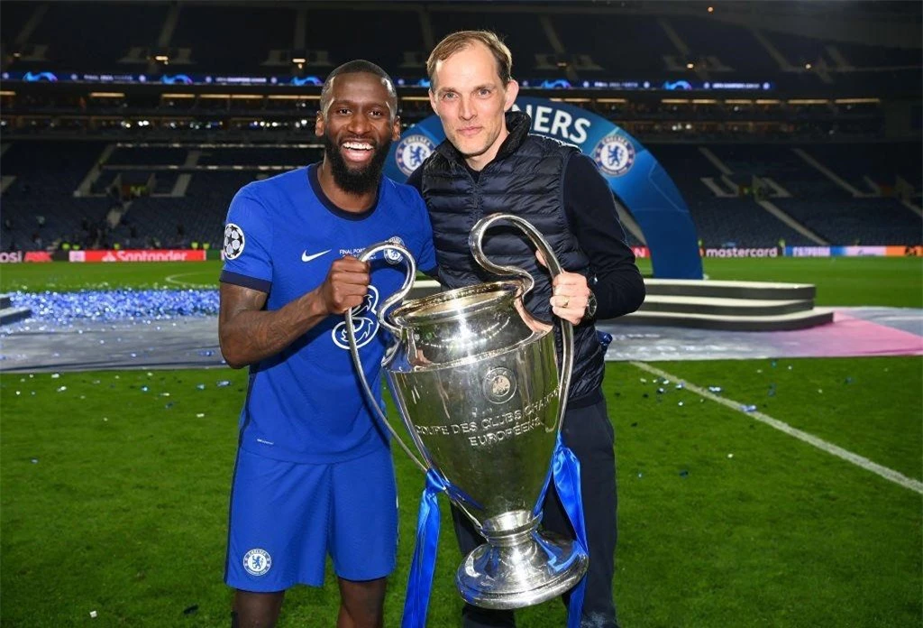 Trung vệ Antonio Ruediger đã hồi sinh dưới thời HLV Thomas Tuchel và góp công lớn giúp Chelsea vô địch Champions League mùa trước