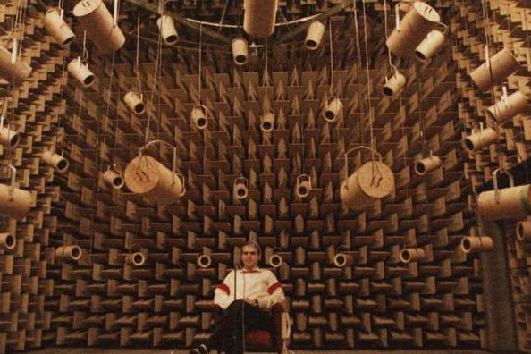 "Căn phòng yên tĩnh nhất thế giới" thách thức giới hạn chịu đựng của con người: Người trong cuộc thuật lại ký ức kinh hoàng!