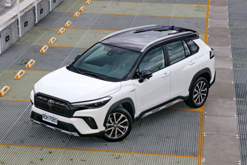 Toyota Corolla Cross GR Sport với diện mạo ấn tượng, giá gần 720 triệu đồng