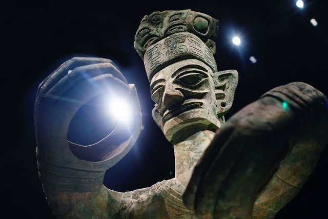 Tam Tinh Đôi lại gây chấn động: Phát hiện vật thể bằng vàng hiếm có, cả thế giới chỉ có 4 loại