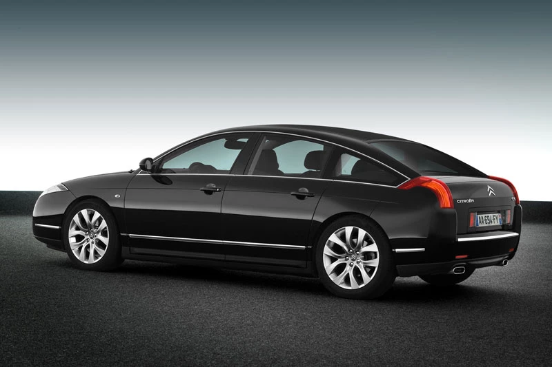 9. Citroen C6.